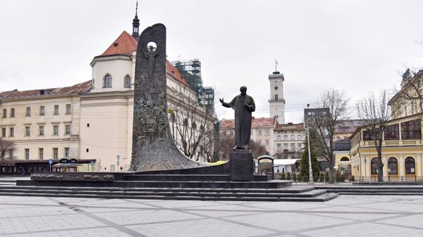 Taras Shevchenko monument in Lvov, Ukraine Taras Shevchenko monument in Lvov, Ukraine - Sputnik International