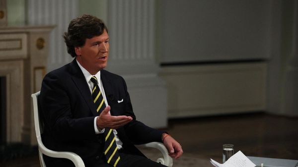 US journalist Tucker Carlson speaks with Russian President Vladimir Putin during an interview at the Kremlin in Moscow, Russia. US journalist Tucker Carlson speaks with Russian President Vladimir Putin during an interview at the Kremlin in Moscow, Russia. - Sputnik International
