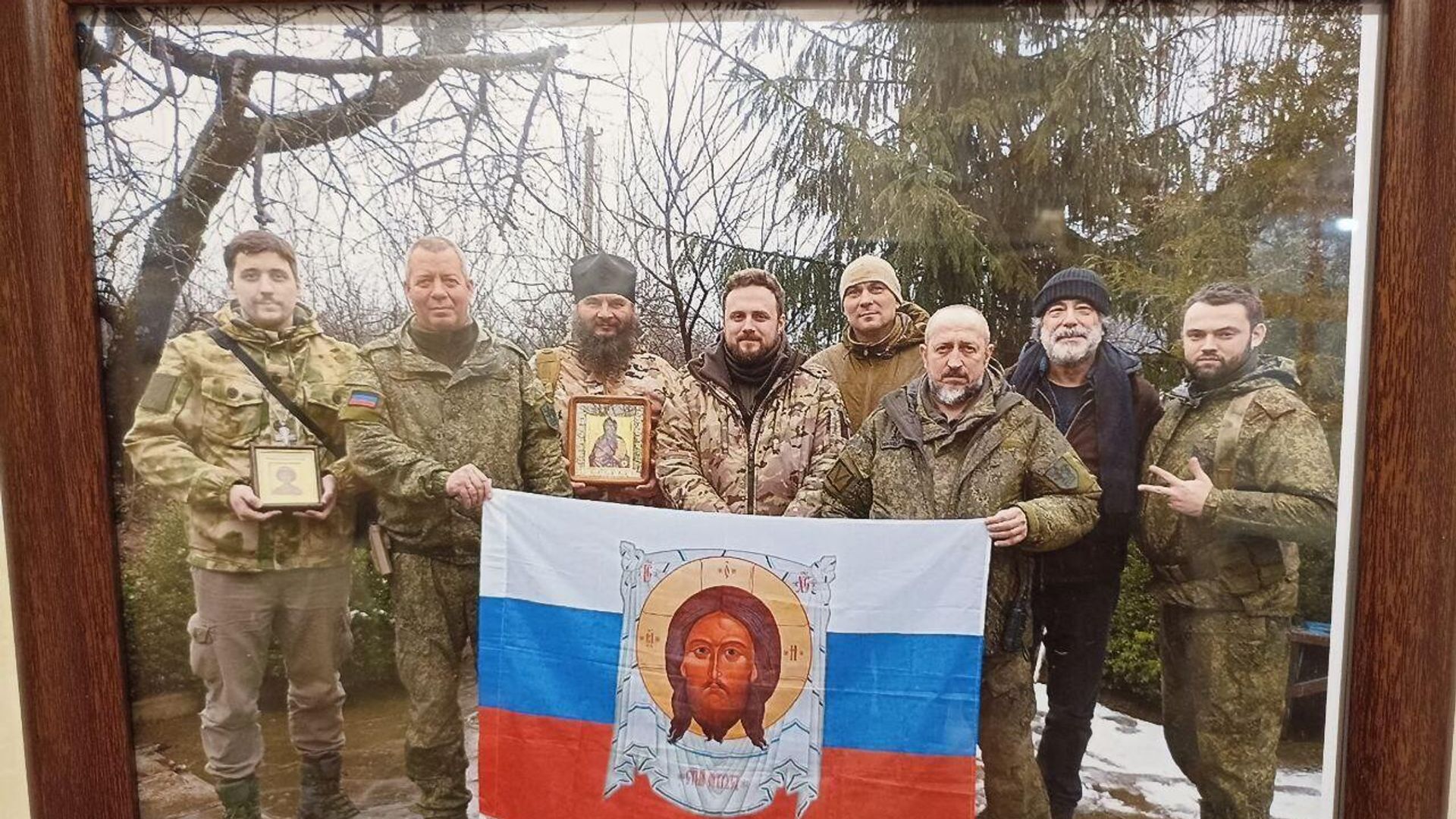 Quite an honor. This pic is now on the wall of the HQ of the Dmitry Donskoy Orthodox Christian battalion in Donbass Quite an honor. This pic is now on the wall of the HQ of the Dmitry Donskoy Orthodox Christian battalion in Donbass - Sputnik International, 1920, 13.02.2024