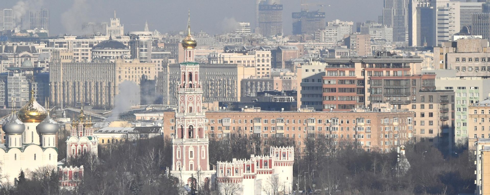 A general view shows the Novodevichy monastery on a frosty day in Moscow, Russia. - Sputnik International, 1920, 29.04.2025