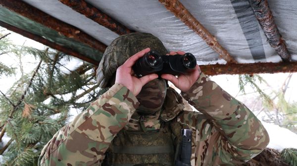 A soldier from a Russian anti-aircraft missile unit from the Ivanovo Airborne Forces

 - Sputnik International