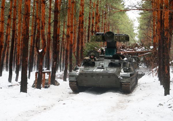 Strela-10 surface-to-air missile (SAM) system on active duty near Lugansk. - Sputnik International