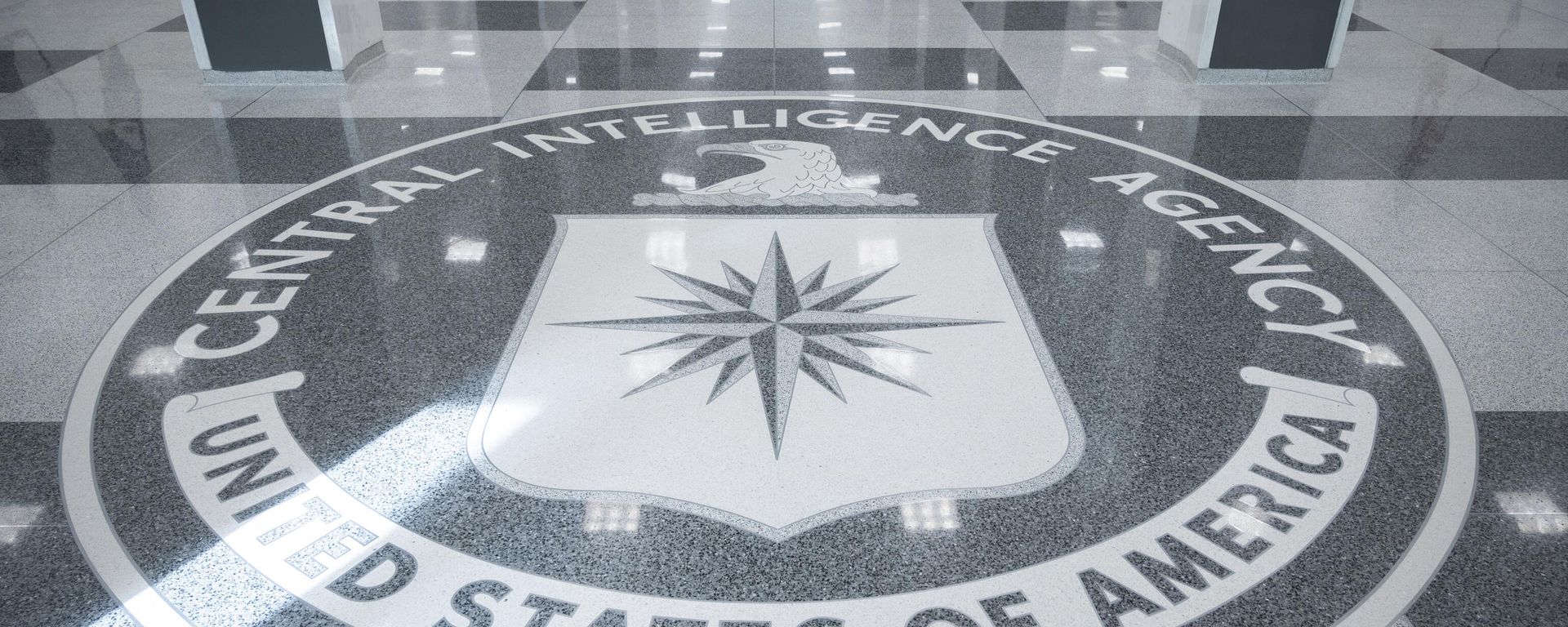 The seal of Central Intelligence Agency is seen in the lobby the headquarters building in Langley, Va., on Saturday, Sept. 24, 2022 The seal of Central Intelligence Agency is seen in the lobby the headquarters building in Langley, Va., on Saturday, Sept. 24, 2022 - Sputnik International, 1920, 05.02.2025