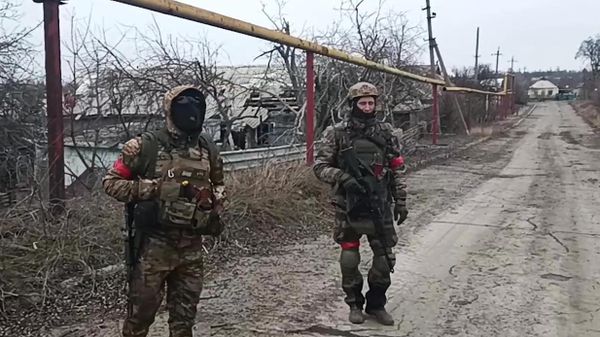 The quality of the minefields that the Ukrainian forces put up when fleeing from Avdeyevka turned out to be low, since they mined the city in a hurry, the commander of a Russian engineering platoon with the call sign "Usman" told Sputnik. - Sputnik International