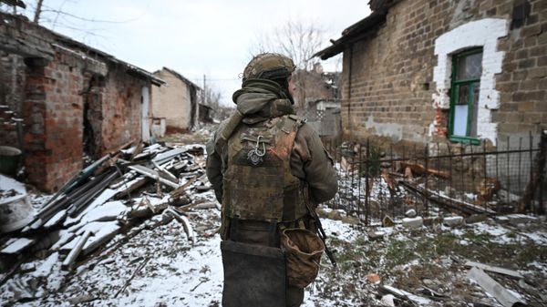 A soldier from Russia's Central Military District in Avdeyevka - Sputnik International