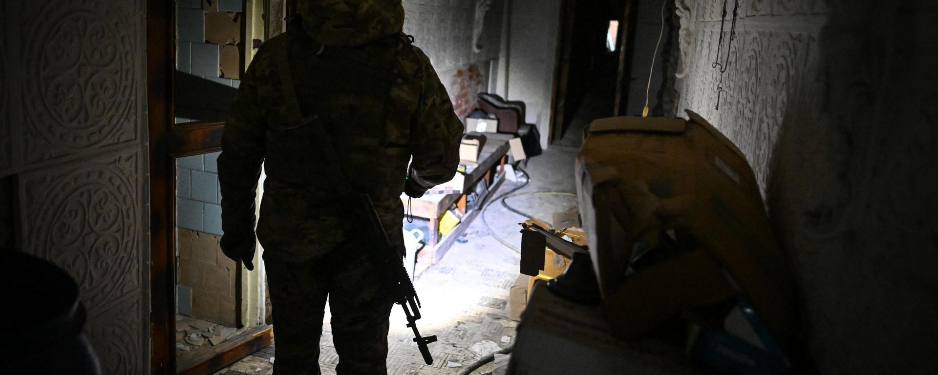 Inside NATO-Supplied, Starlink-Equipped Ukrainian Command Post in Avdeyevka Coke Plant's Ruins - Sputnik International, 1920, 24.02.2024