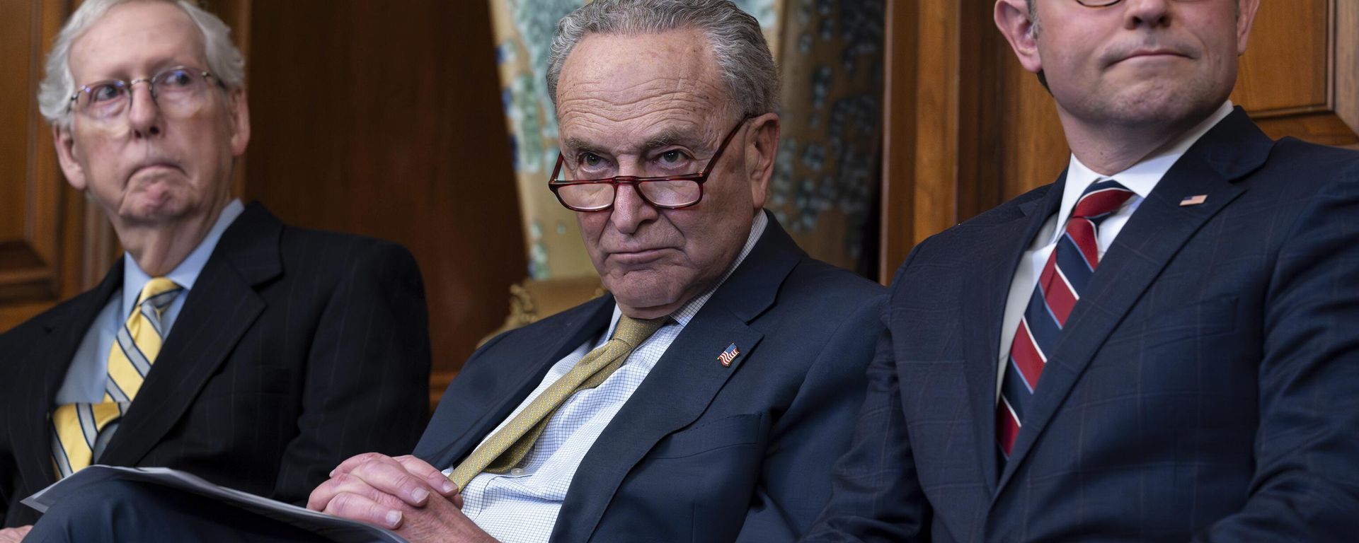 From left, Senate Minority Leader Mitch McConnell, R-Ky., Senate Majority Leader Chuck Schumer, D-N.Y., and Speaker of the House Mike Johnson, R-La., listen to remarks during a Hanukkah gathering at the Capitol in Washington, Tuesday, Dec. 12, 2023. - Sputnik International, 1920, 24.04.2024
