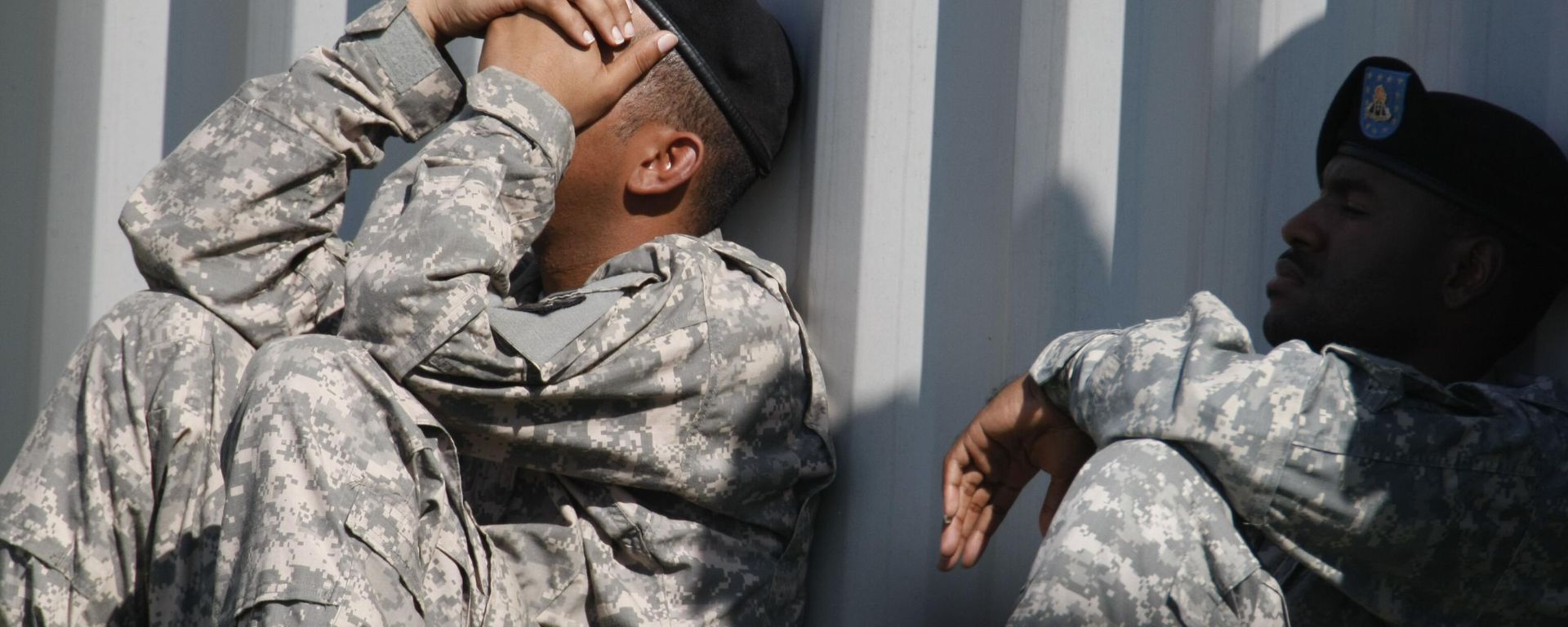 An unidentified army soldier looks emotional during a memorial service at Fort Hood, Texas, Tuesday, Nov. 10, 2009, where President Barack Obama spoke An unidentified army soldier looks emotional during a memorial service at Fort Hood, Texas, Tuesday, Nov. 10, 2009, where President Barack Obama spoke - Sputnik International, 1920, 21.09.2024