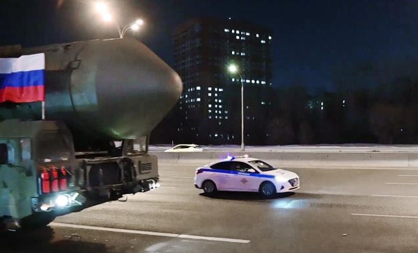 Yars possesses the capability of reaching targets beyond 11,000 kilometers and the missile is specially developed to bypass enemy air defenses, virtually spelling imminent doom for the enemy, since the incoming ICBM is unstoppable. - Sputnik International