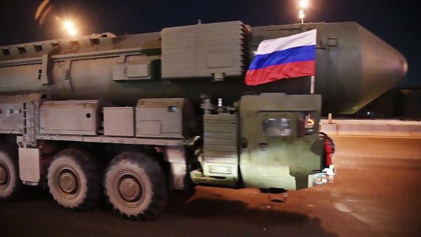 Silo-based nuclear missiles are vulnerable to enemy cruise missile attacks. In contrast, the Yars ICBM, which is launched from a mobile platform, is virtually undetectable thanks to the vastness of Russia's territories. - Sputnik International