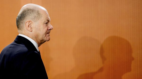 German Chancellor Olaf Scholz arrives for the cabinet meeting of the German government at the chancellery in Berlin, Wednesday, Feb. 21, 2024.  - Sputnik International