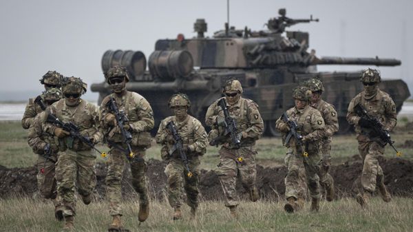 Военные США во время учений на авиабазе Михаила Когэлничану, Румыния - Sputnik International