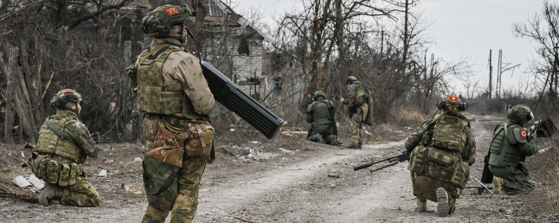 Russian troops carry out humanitarian demining of the liberated Avdeyevka - Sputnik International, 1920, 28.04.2024