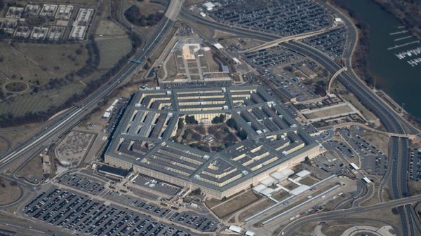 The Pentagon is seen from the air in Washington, DC, on March 2, 2022. - Sputnik International