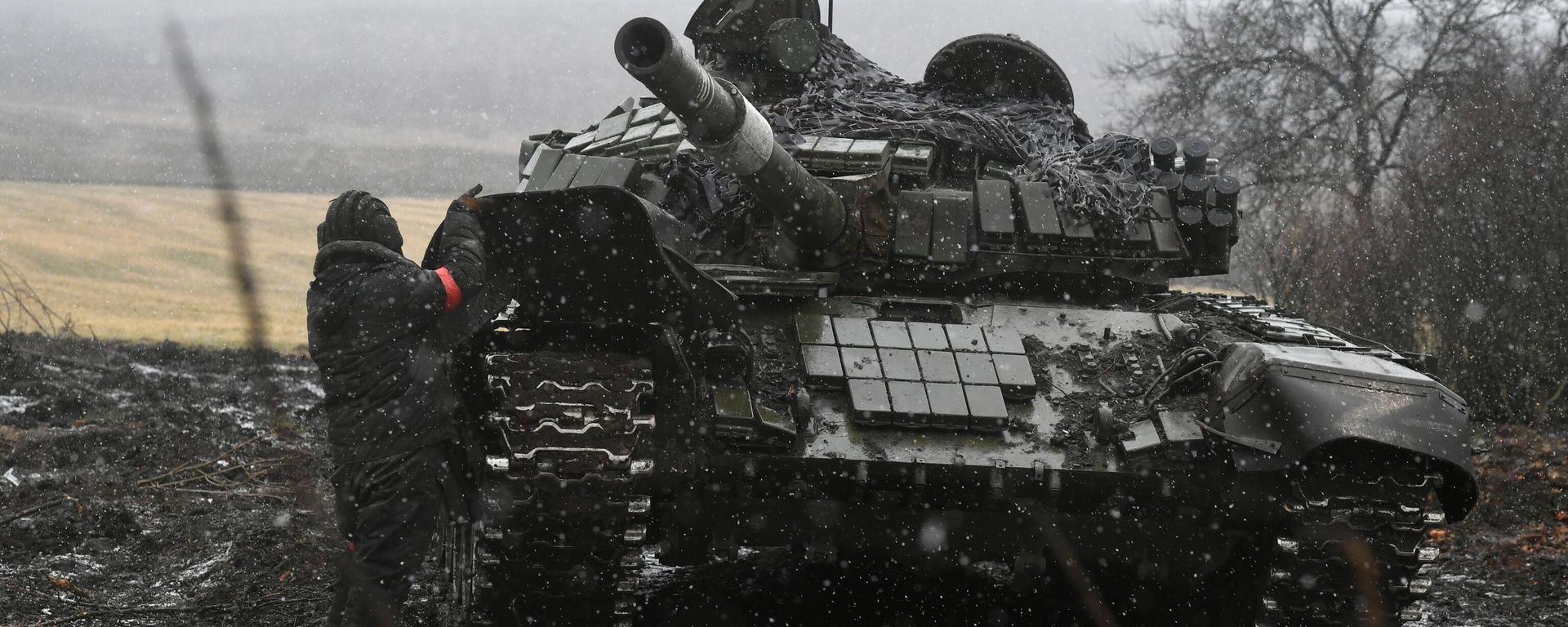Russia's T-72B tank is seen in the special military operation zone. File photo - Sputnik International, 1920, 07.03.2024