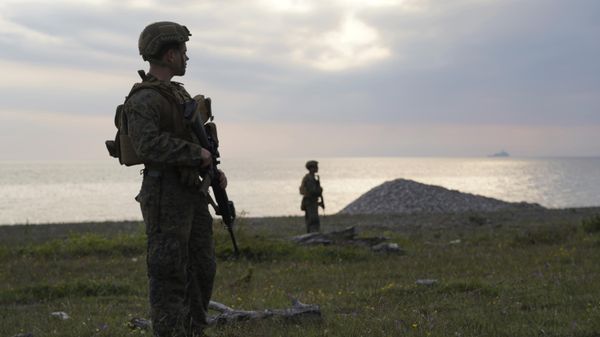 US troops on Gotland beach following amphibious landing drill, part of BALTOPS annual Baltic Sea military exercise in Tofta, Gotland, Sweden on Wednesday, June, 7, 2022. - Sputnik International