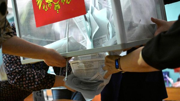 Counting of votes in the Russian presidential election - Sputnik International