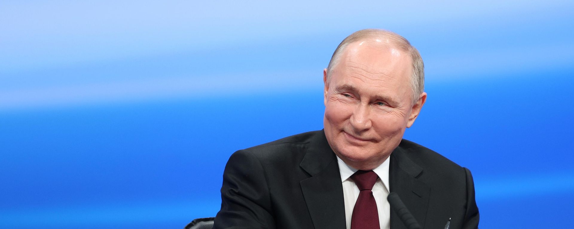 Vladimir Putin at a meeting with co-chairs of his campaign headquarters. March 18, 2024 - Sputnik International, 1920, 24.05.2024