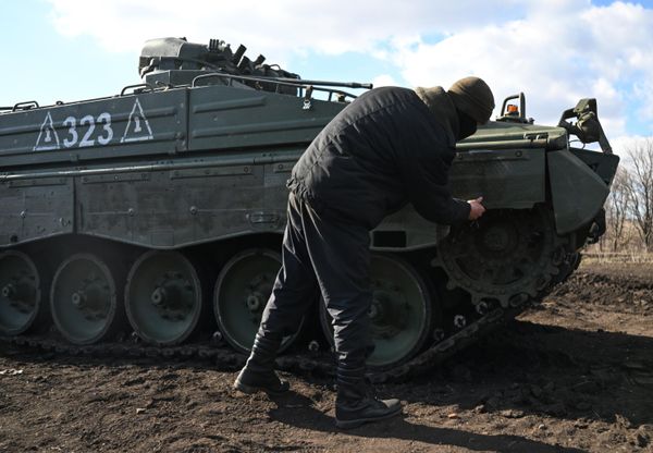 This combat vehicle is designed to move on hard ground and paved roadways. - Sputnik International