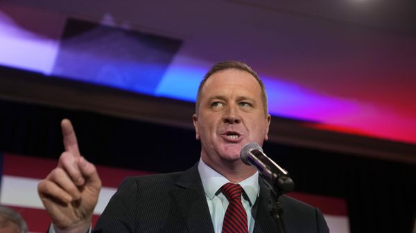 Republican US Sen.-elect and Missouri Attorney General Eric Schmitt delivers a victory speech, Nov. 8, 2022, in Maryland Heights, Mo. - Sputnik International