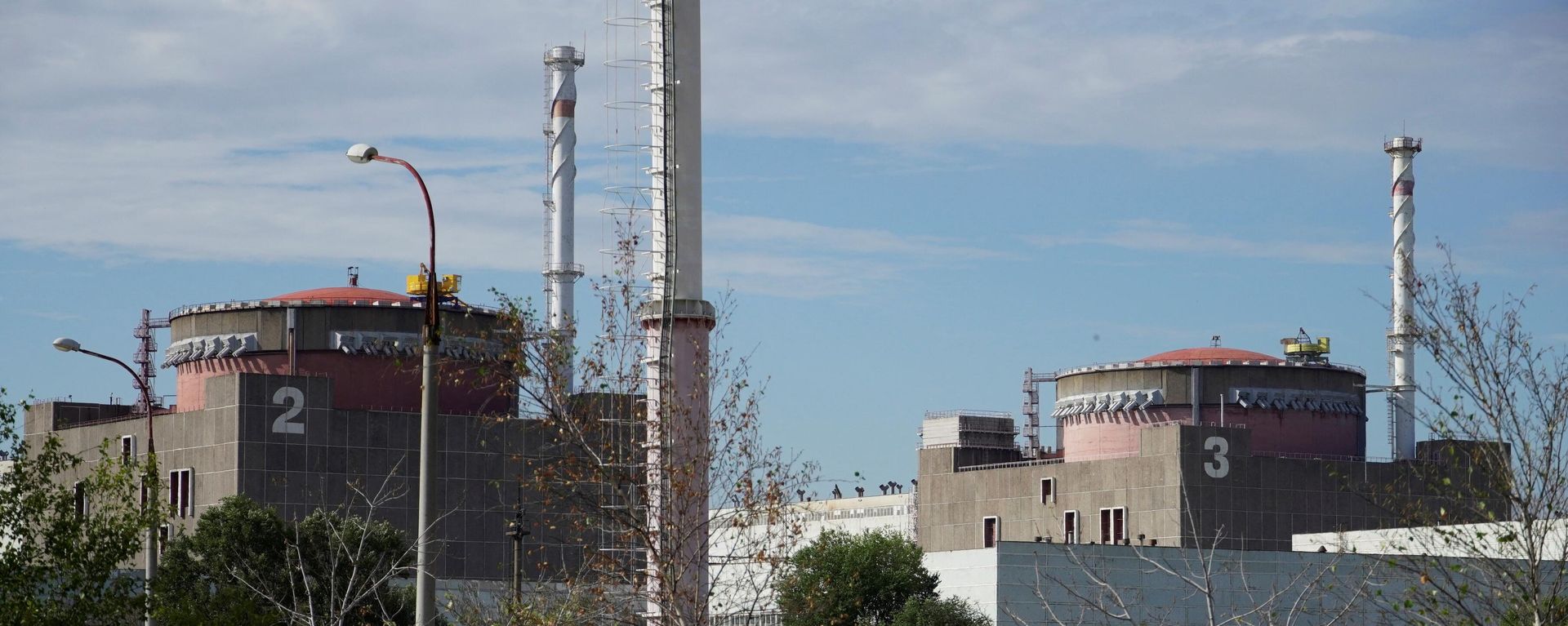 This photo taken on September 11, 2022 shows a general view of the Zaporozhye Nuclear Power Plant. - Sputnik International, 1920, 10.04.2024