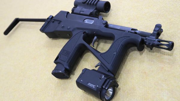 PP-2000 submachine gun - Sputnik International