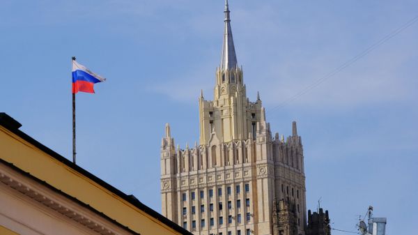 Здание министерства иностранных дел РФ на Смоленской-Сенной площади в Москве - Sputnik International