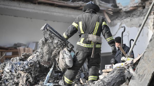 A view shows a hospital destroyed after a recent shelling by Ukrainian troops in the course of Russia's military operation in Ukraine, in Tokmak, Zaporozhye region territory, that has accessed Russia. - Sputnik International