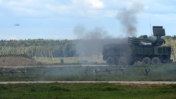 A 96K6 Pantsir-S1 air defense missile-gun system during a demonstration exercise held at the Alabino training ground as part of the international military-technical forum ARMY-2016. - Sputnik International