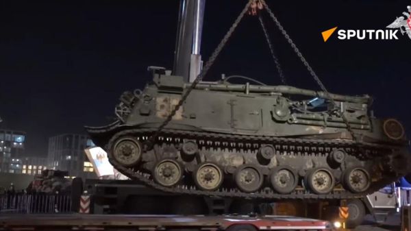 US-made M88A1 tank has arrived at the exhibition of captured Western military hardware in Moscow   - Sputnik International