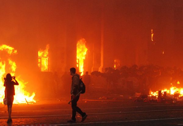 Odessa Trade Unions Building on fire - Sputnik International