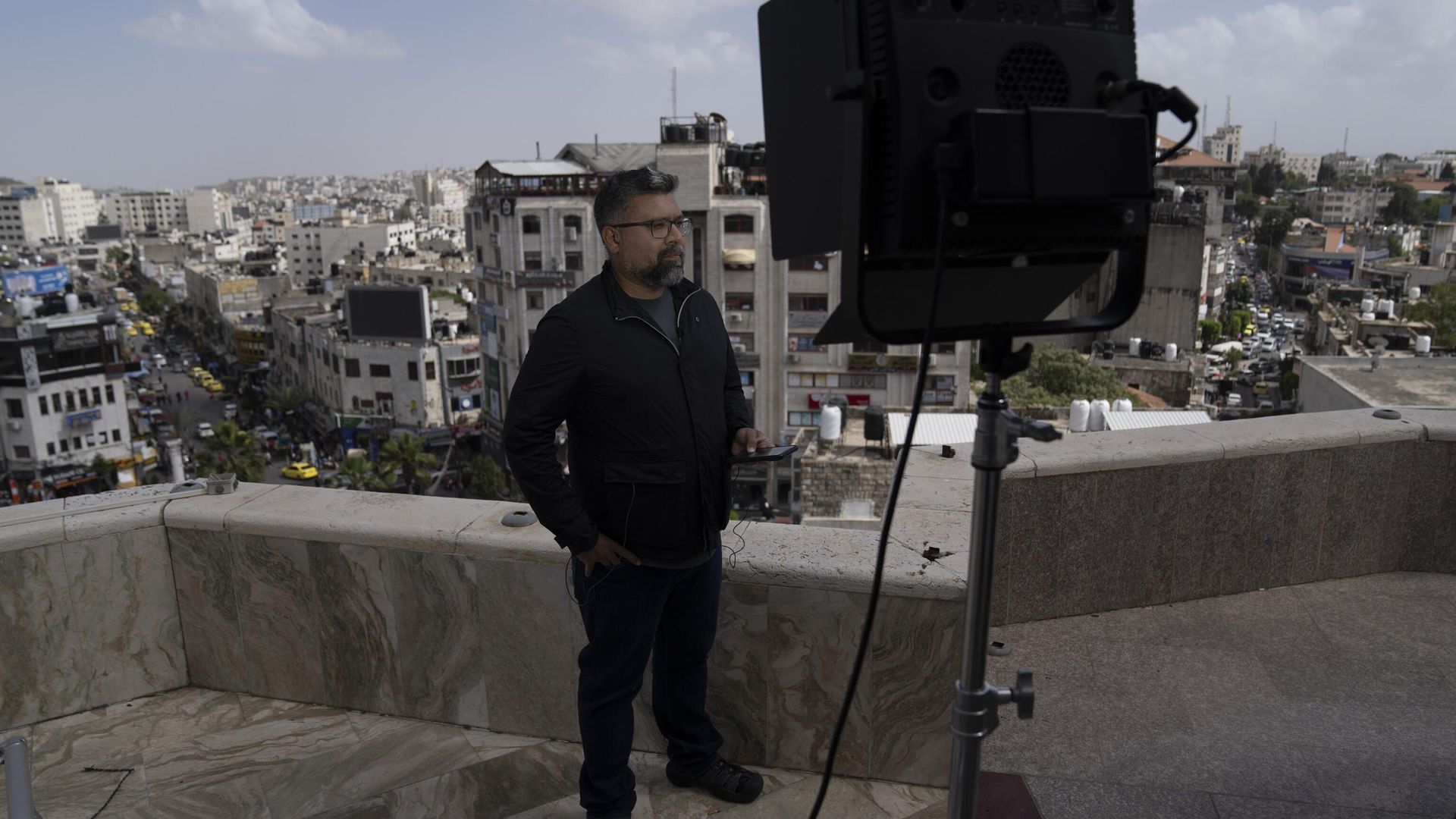 International correspondent of Al Jazeera English Zein Basravi reports live from the network's office in the West Bank city of Ramallah Sunday, May 5, 2024 - Sputnik International, 1920, 23.09.2024