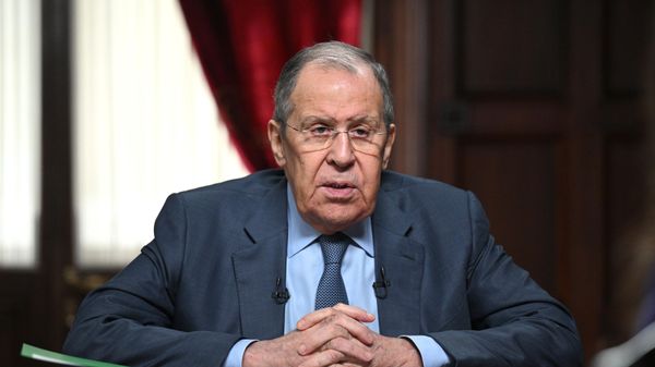Russian Foreign Minister Sergey Lavrov speaks during an interview with the radio stations Sputnik, Komsomolskaya Pravda, and Govorit Moskva in Moscow, Russia - Sputnik International