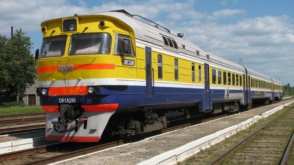Soviet-built RVR train produced by the legendary Rīgas Vagonbūves Rūpnīca Latvian rail and tram vehicle manufacturer, which went defunct in 2017. File photo. - Sputnik International