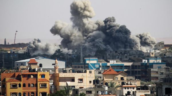 Smoke billows after Israeli bombardment in Rafah, in the southern Gaza Strip on May 6, 2024, amid the ongoing conflict between Israel and the Palestinian militant group Hamas - Sputnik International