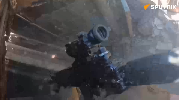 Watch Russian Assault Squads Liberate Village From Ukrainian Militants - Sputnik International