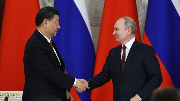 Russian President Vladimir Putin and Chinese President Xi Jinping on March 21, 2023.  - Sputnik International