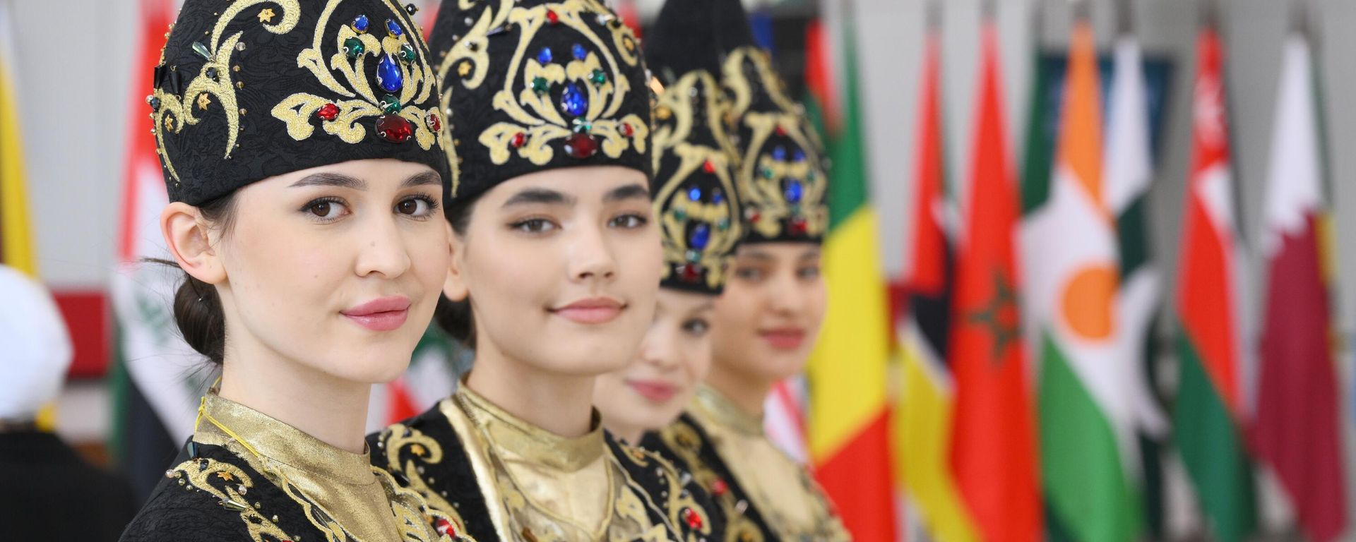 The highly anticipated 'Russia — Islamic World' forum has kicked off in Kazan, the capital of Russia's Tatarstan region, often referred to as a third capital of the country - Sputnik International, 1920, 15.05.2024