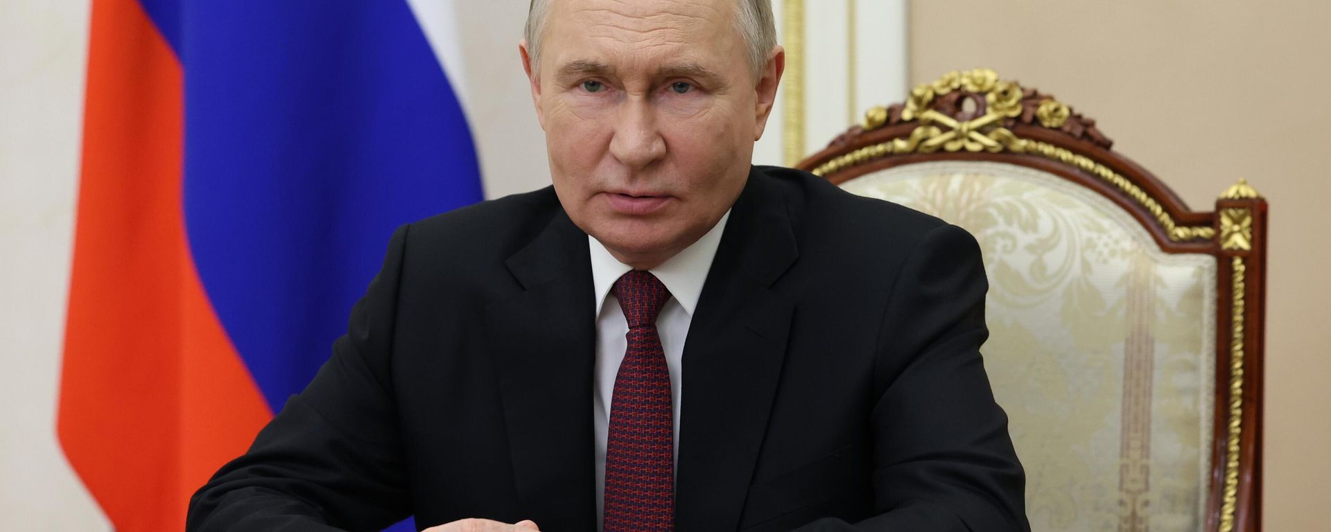 Russian President Vladimir Putin congratulates veterans and current service members on Border Guards Day - Sputnik International, 1920, 25.06.2024