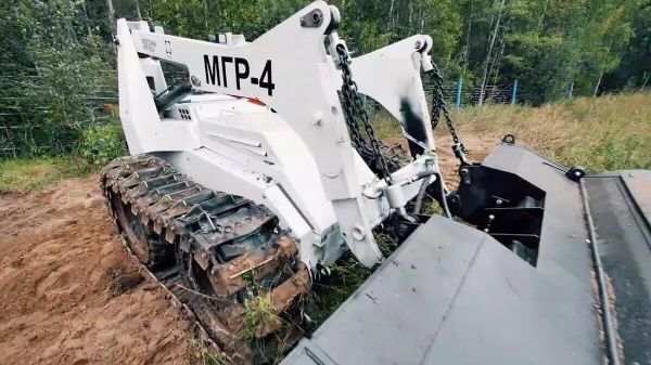 Robot-Sapper ‘Shmel’ - Sputnik International