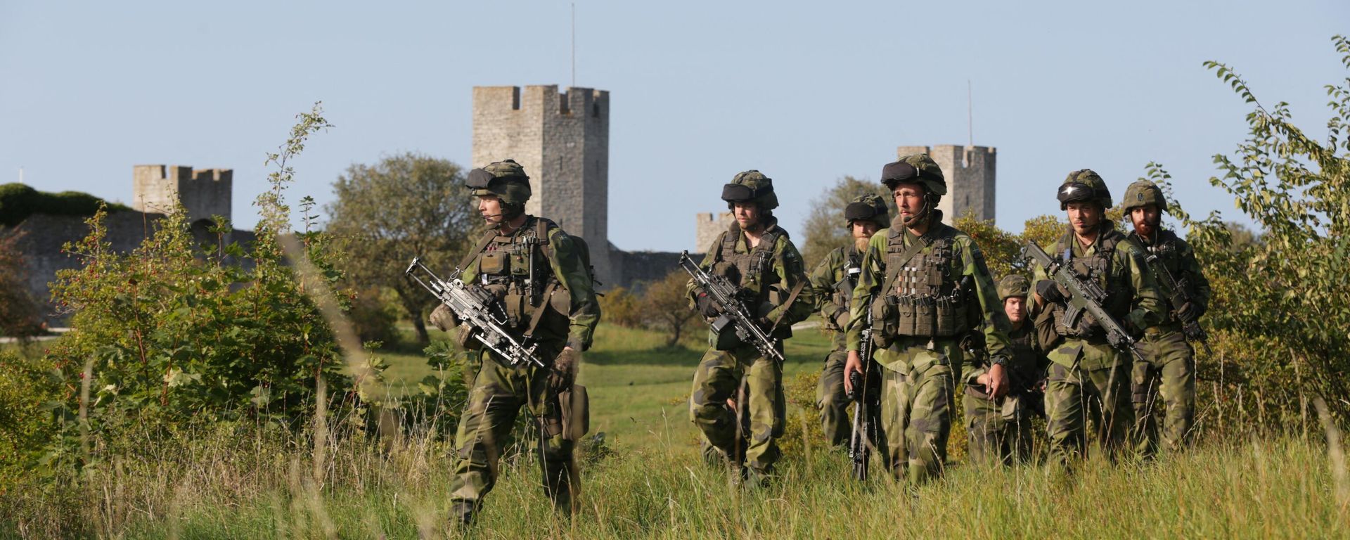 This picture shows Swedish military patrolling outside Visby, on Gotland island, Sweden. File photo. - Sputnik International, 1920, 30.05.2024