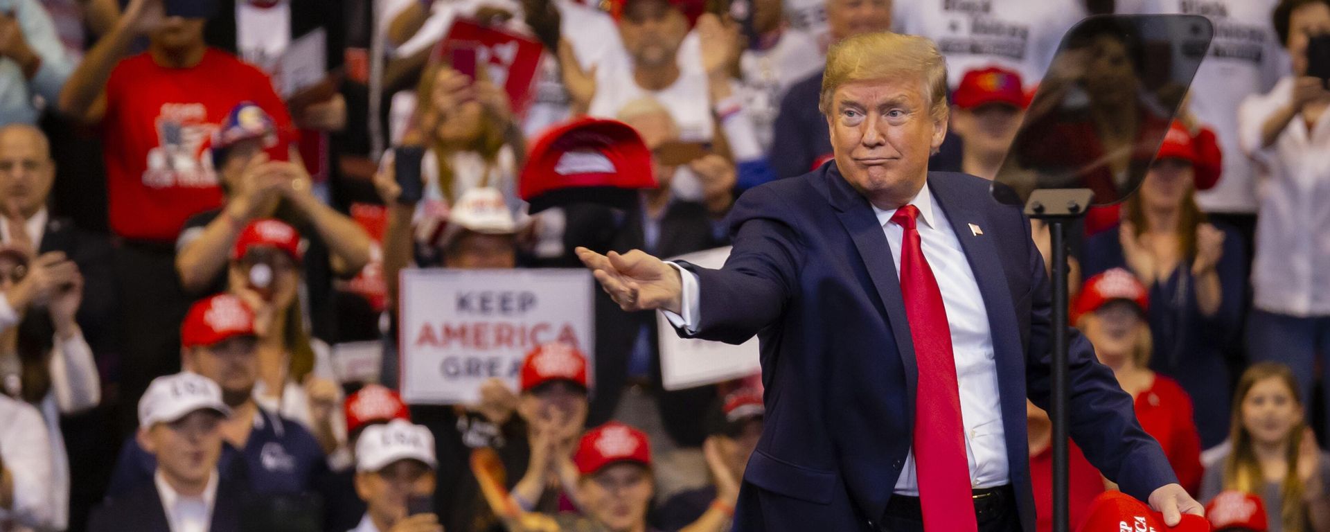 Donald Trump delivers remarks during his campaign rally in Sunrise, Florida, United States - Sputnik International, 1920, 22.08.2024