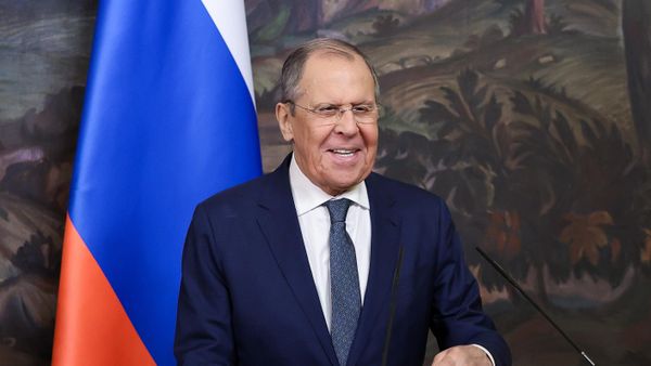 In this handout photo released by the Russian Foreign Ministry, Russian Foreign Minister Sergey Lavrov makes a joint statement with Ambassador of Cameroon to Russia Mahamat Paba Sale during a meeting with heads of diplomatic missions of African countries to mark Africa Day in Moscow, Russia - Sputnik International