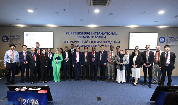 Photo session of participants of the BRICS Expert Forum "The Role of the BRICS in the Search for a New World Order" held at SPIEF on June 6, 2024. - Sputnik International