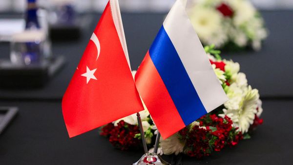 Russian and Turkish national flags Russian and Turkish national flags - Sputnik International