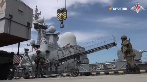 Russia's non-strategic nuclear forces drills with Iskander-M missile - Sputnik International