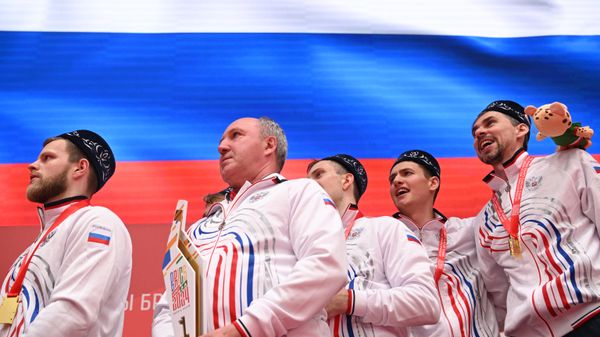 Russian national team players who won gold medals in the men's table tennis competition at the BRICS Games in Kazan. - Sputnik International