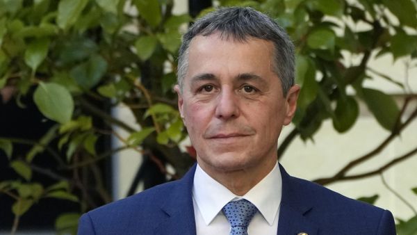 Глава Федерального департамента иностранных дел Швейцарии Иньяцио Кассис в Париже - Sputnik International