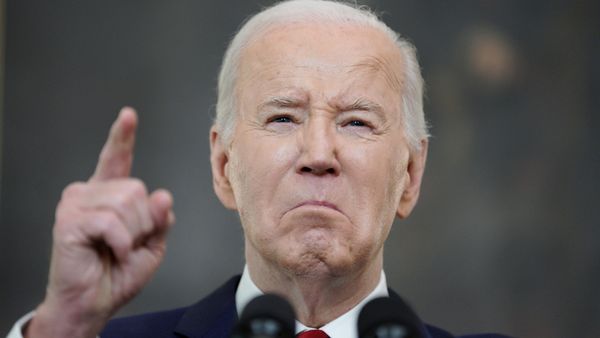 US President Joe Biden speaks during a briefing  - Sputnik International
