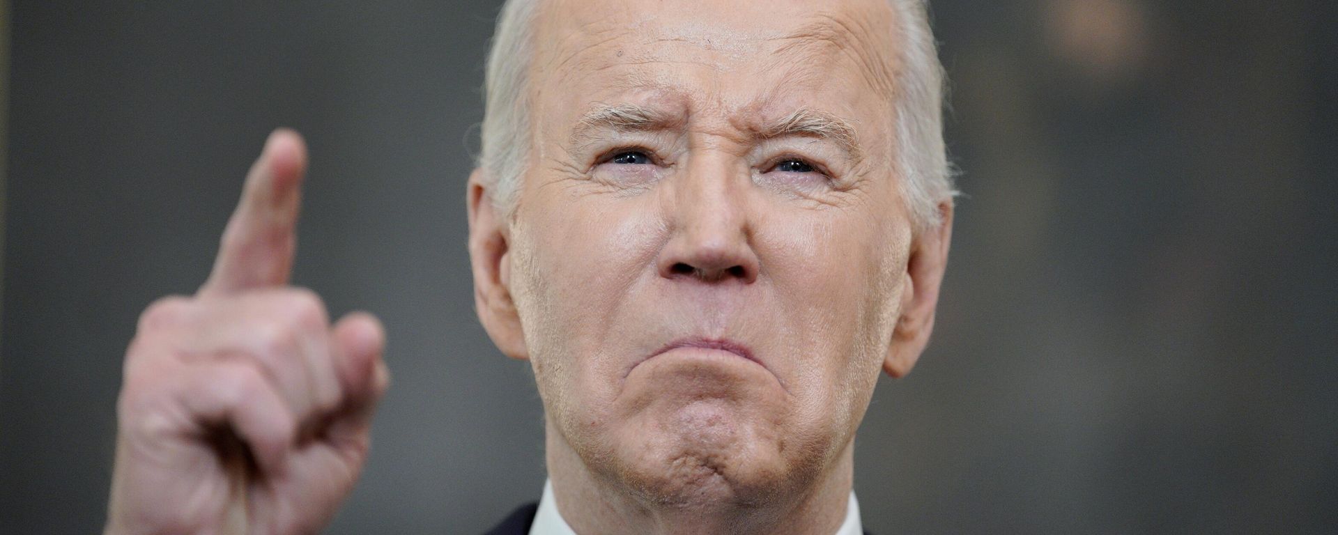 US President Joe Biden speaks during a briefing  - Sputnik International, 1920, 08.07.2024